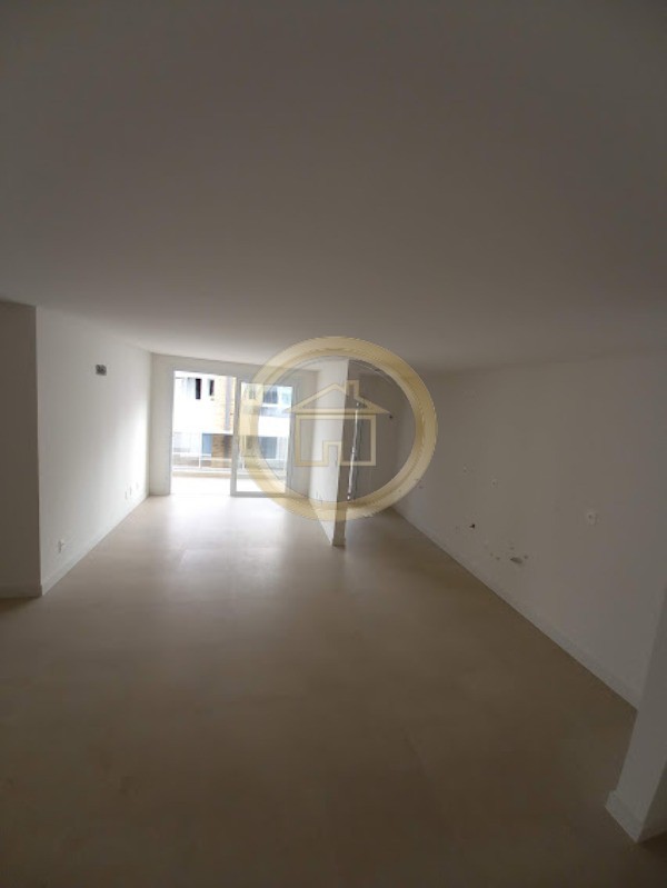 Apartamento à venda com 3 quartos, 107m² - Foto 28