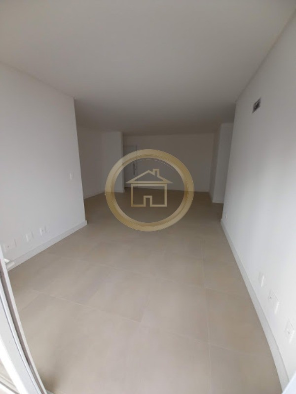 Apartamento à venda com 3 quartos, 107m² - Foto 32