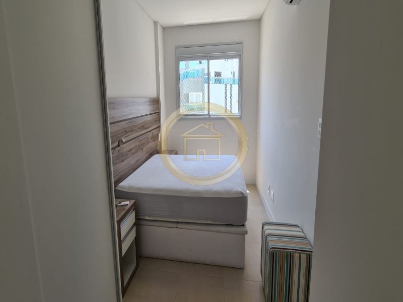 Apartamento à venda com 2 quartos, 78m² - Foto 17