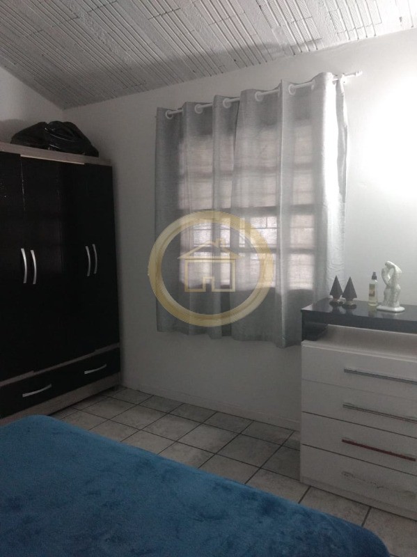 Casa à venda com 2 quartos, 110m² - Foto 4