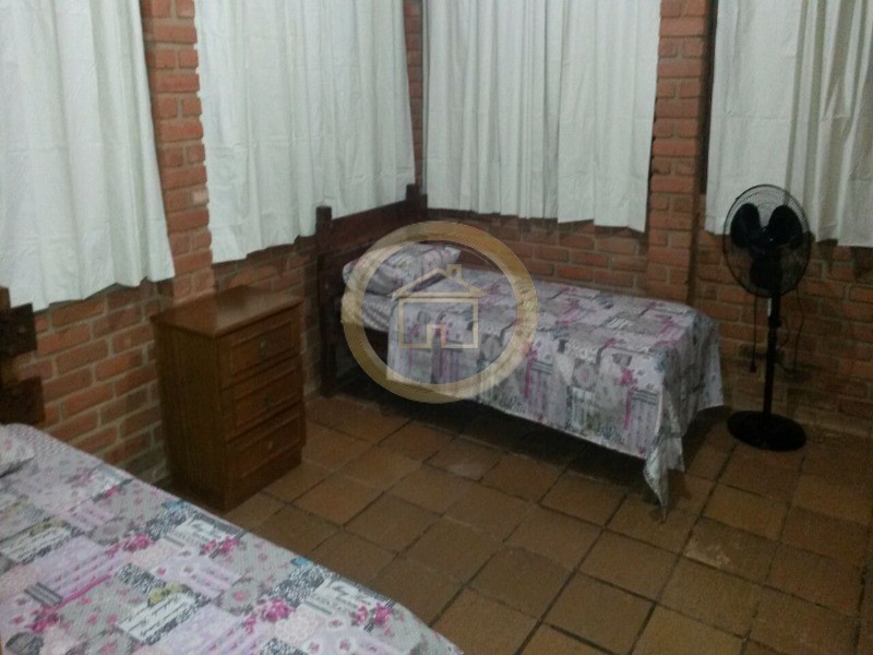 Casa à venda com 5 quartos, 300m² - Foto 7