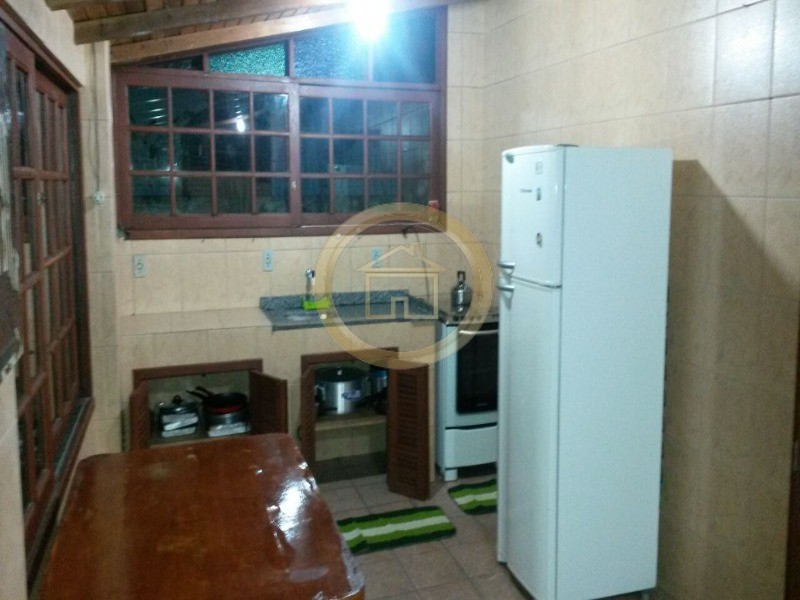 Casa à venda com 5 quartos, 300m² - Foto 26