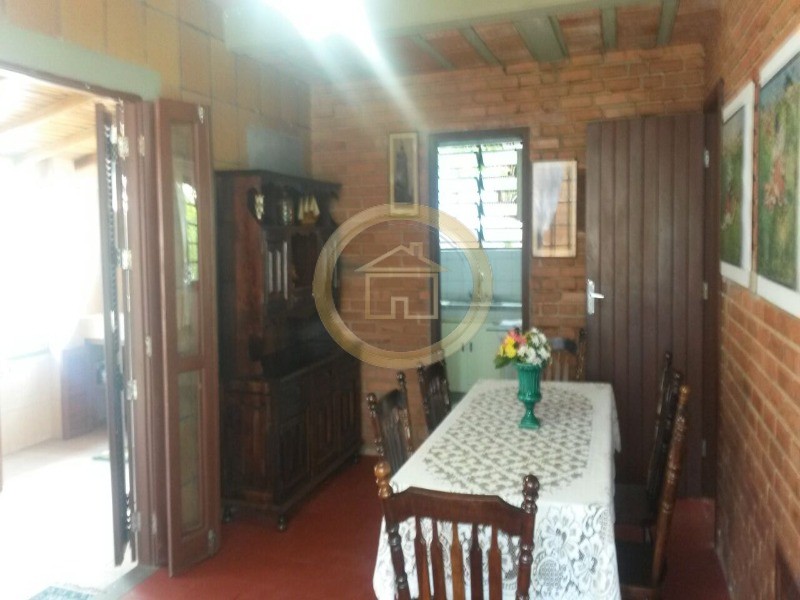 Casa à venda com 5 quartos, 300m² - Foto 20