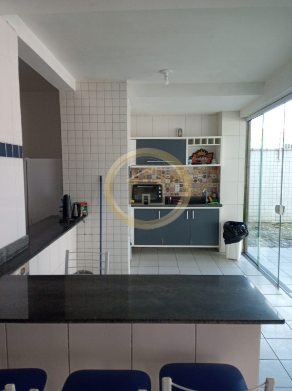 Cobertura à venda com 3 quartos, 100m² - Foto 4