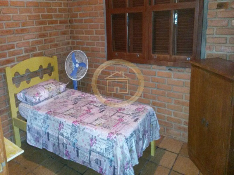 Casa à venda com 5 quartos, 300m² - Foto 22