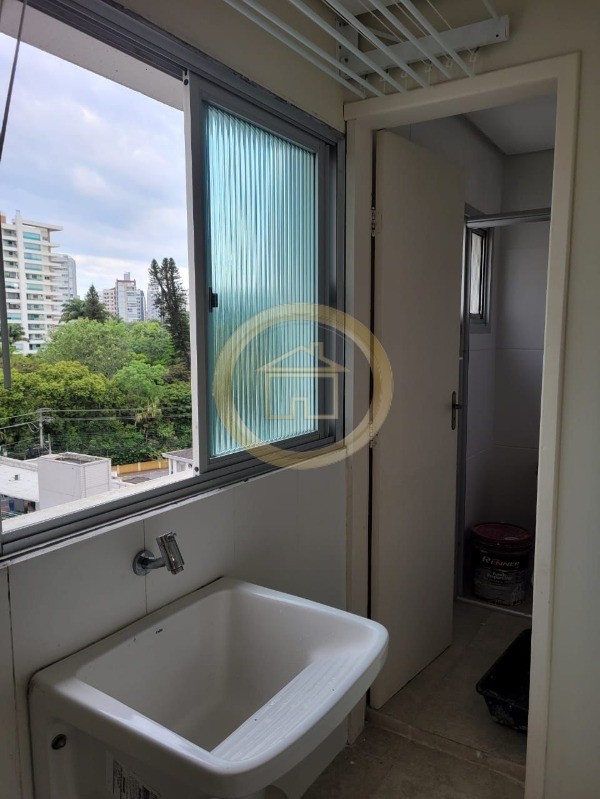 Apartamento à venda com 3 quartos, 110m² - Foto 13