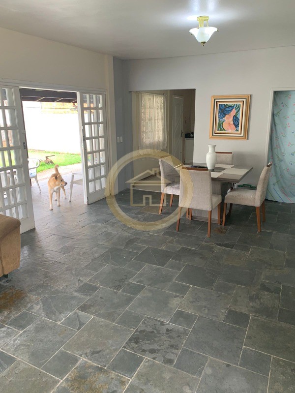 Casa à venda com 3 quartos, 191m² - Foto 6