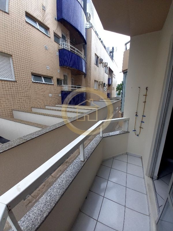 Apartamento à venda com 2 quartos, 65m² - Foto 17