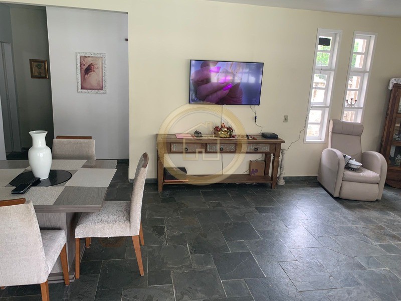 Casa à venda com 3 quartos, 191m² - Foto 10