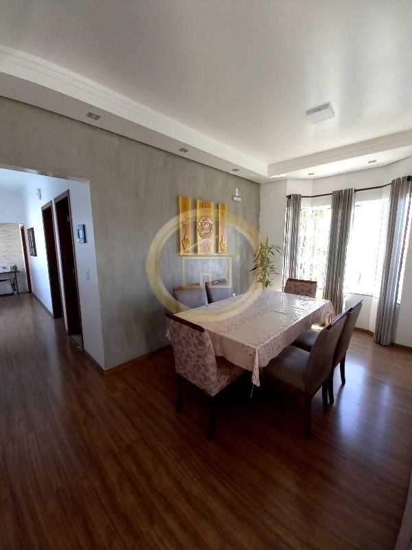 Casa à venda com 3 quartos, 175m² - Foto 12