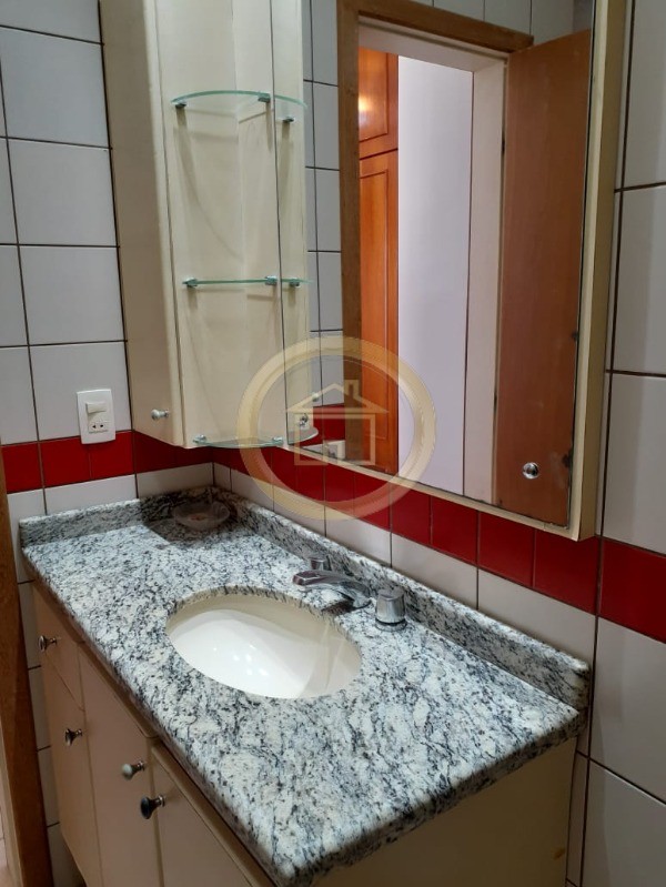 Apartamento à venda com 3 quartos, 192m² - Foto 19