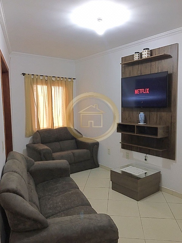 Casa à venda com 2 quartos, 80m² - Foto 8