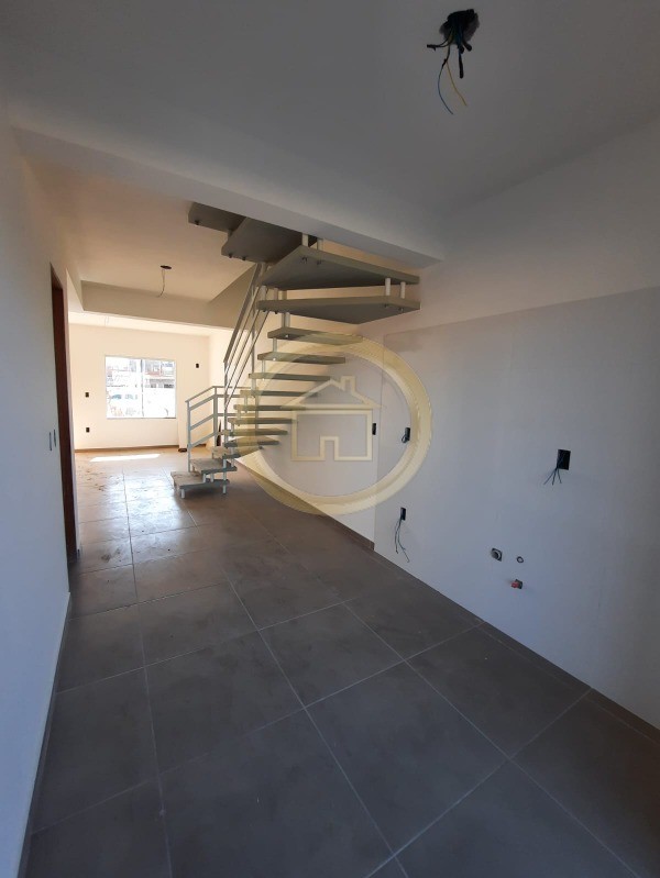 Casa à venda com 2 quartos, 92m² - Foto 12