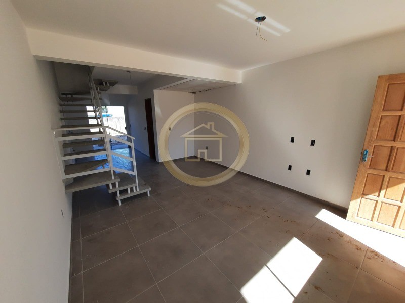 Casa à venda com 2 quartos, 92m² - Foto 6