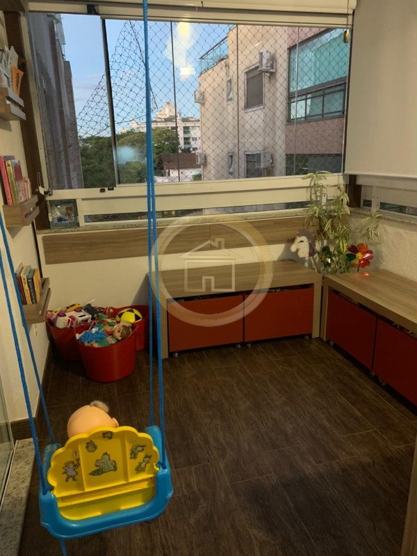 Apartamento à venda com 2 quartos, 94m² - Foto 21