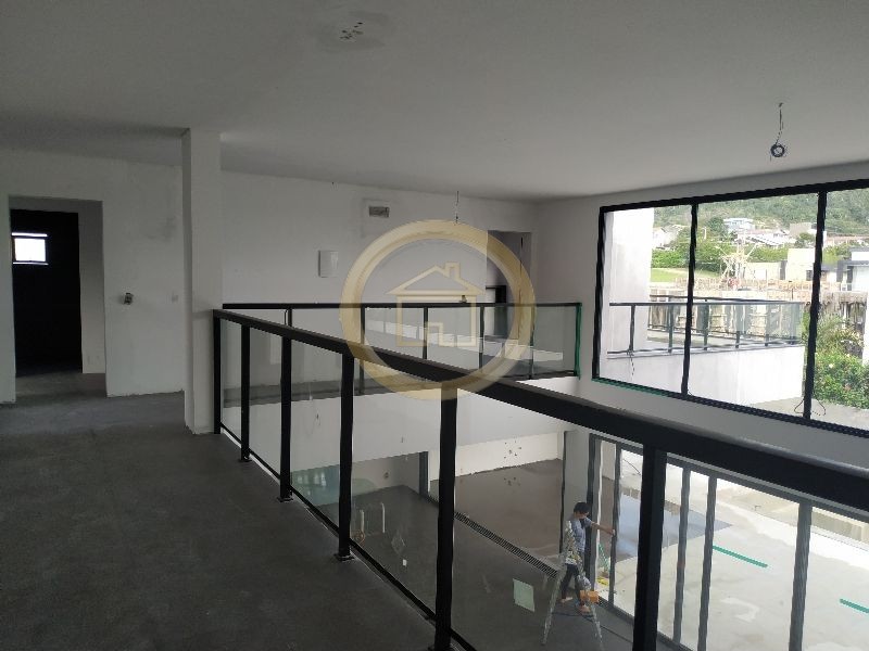 Casa à venda com 4 quartos, 368m² - Foto 15