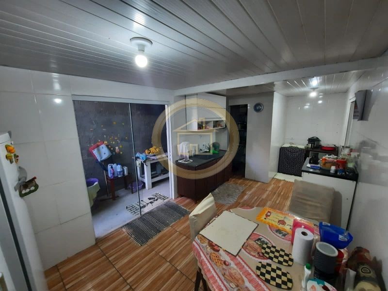 Casa à venda com 2 quartos, 48m² - Foto 14