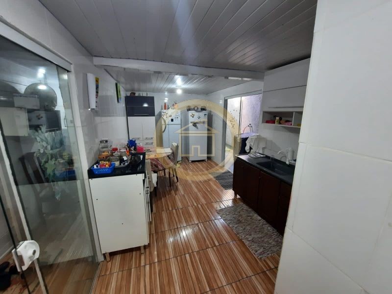 Casa à venda com 2 quartos, 48m² - Foto 19