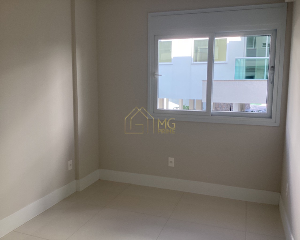 Apartamento à venda com 3 quartos, 184m² - Foto 34