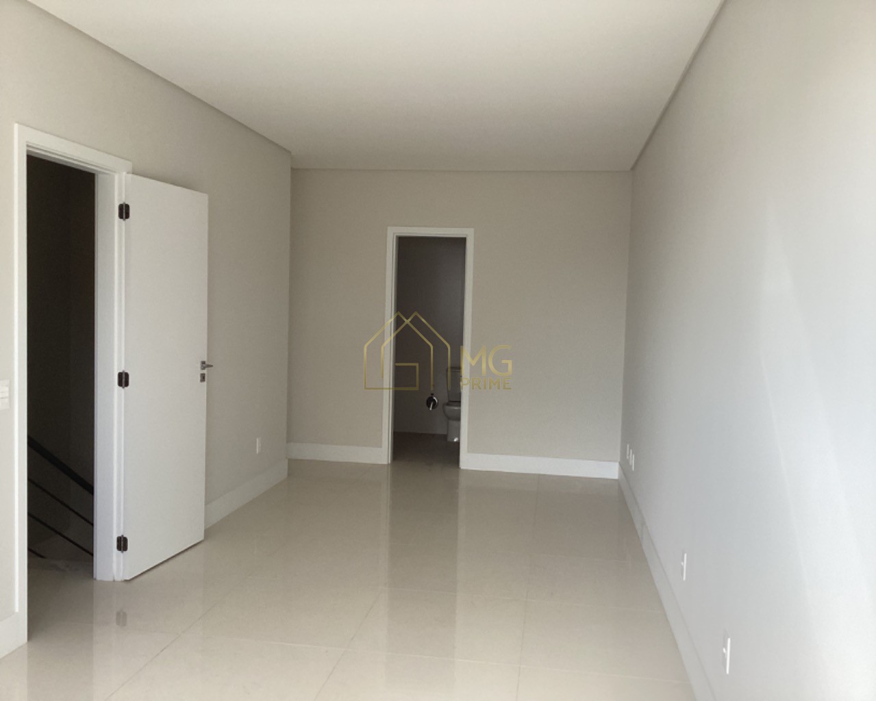 Apartamento à venda com 4 quartos, 223m² - Foto 28