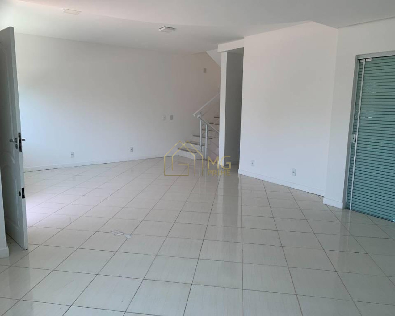 Casa à venda com 3 quartos, 220m² - Foto 15