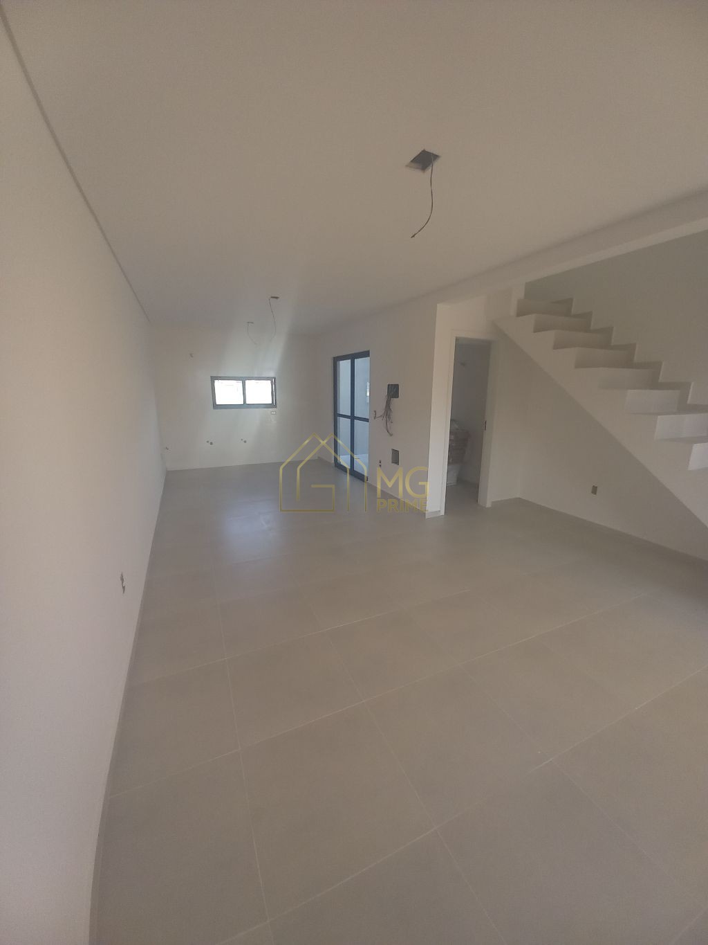 Casa à venda com 2 quartos, 85m² - Foto 4