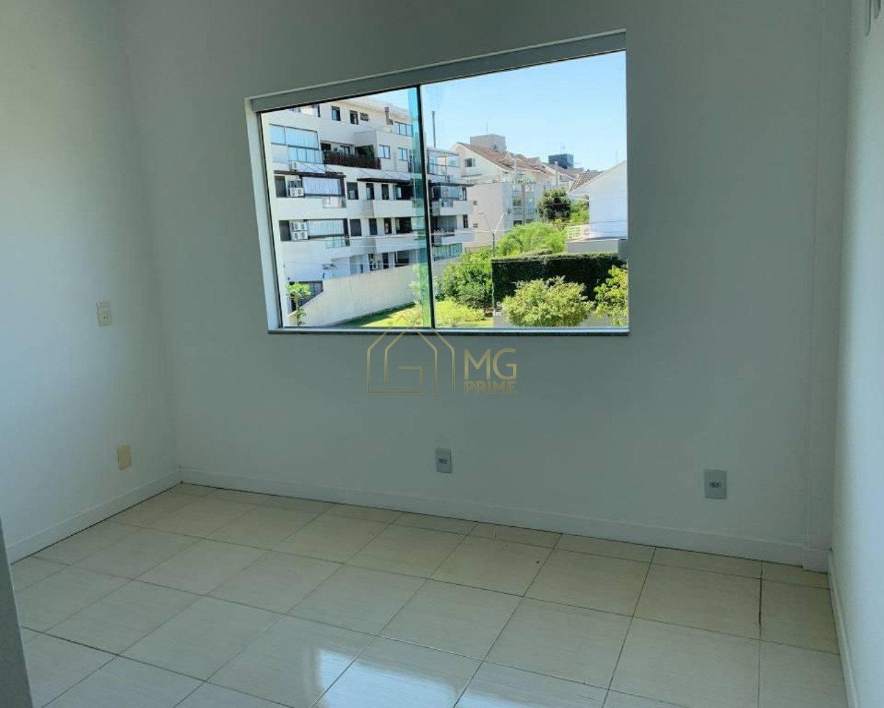 Casa à venda com 3 quartos, 220m² - Foto 20