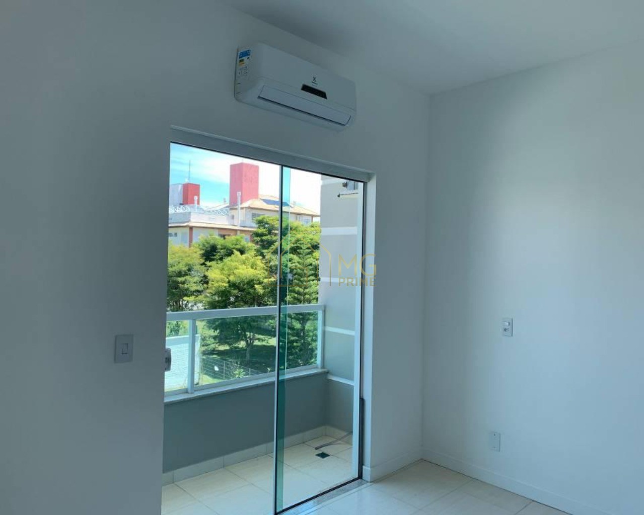 Casa à venda com 3 quartos, 220m² - Foto 22