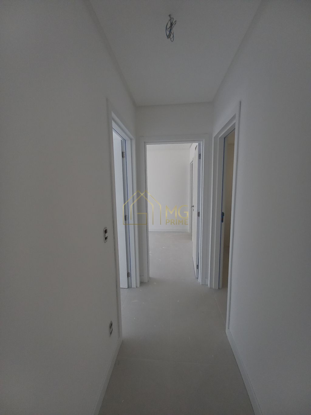 Apartamento à venda com 2 quartos, 80m² - Foto 18