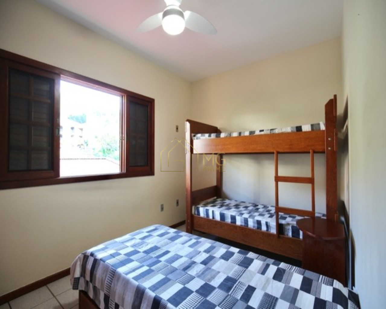 Casa à venda com 3 quartos, 150m² - Foto 14