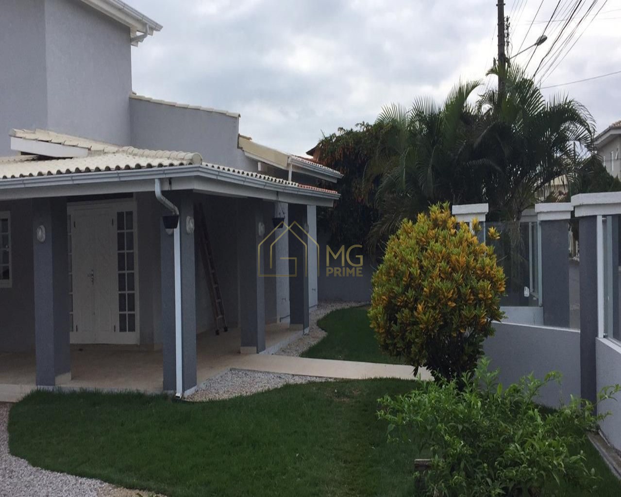 Casa à venda com 4 quartos, 300m² - Foto 4