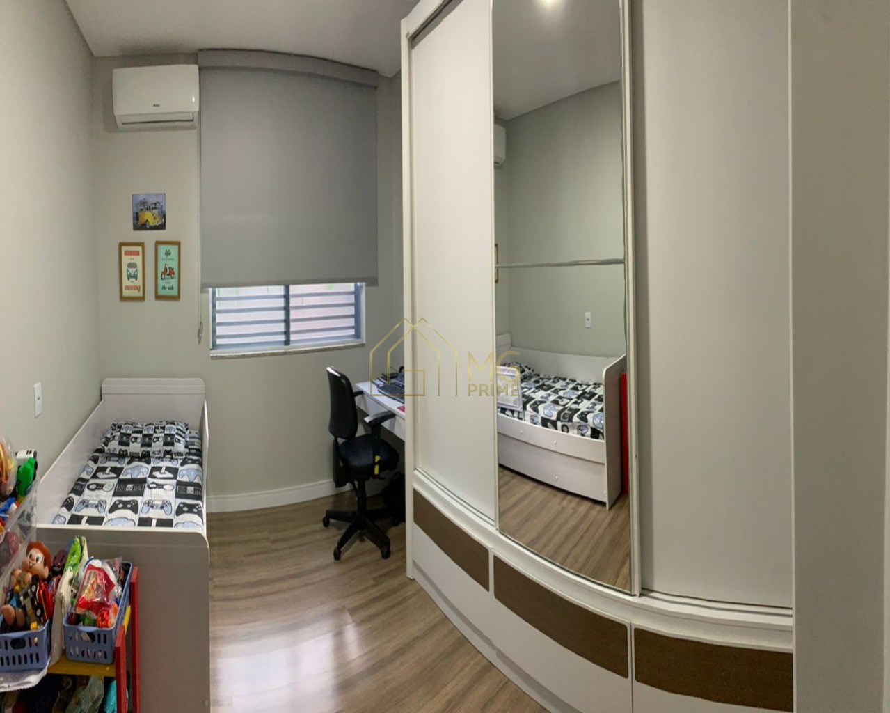 Casa à venda com 2 quartos, 170m² - Foto 12