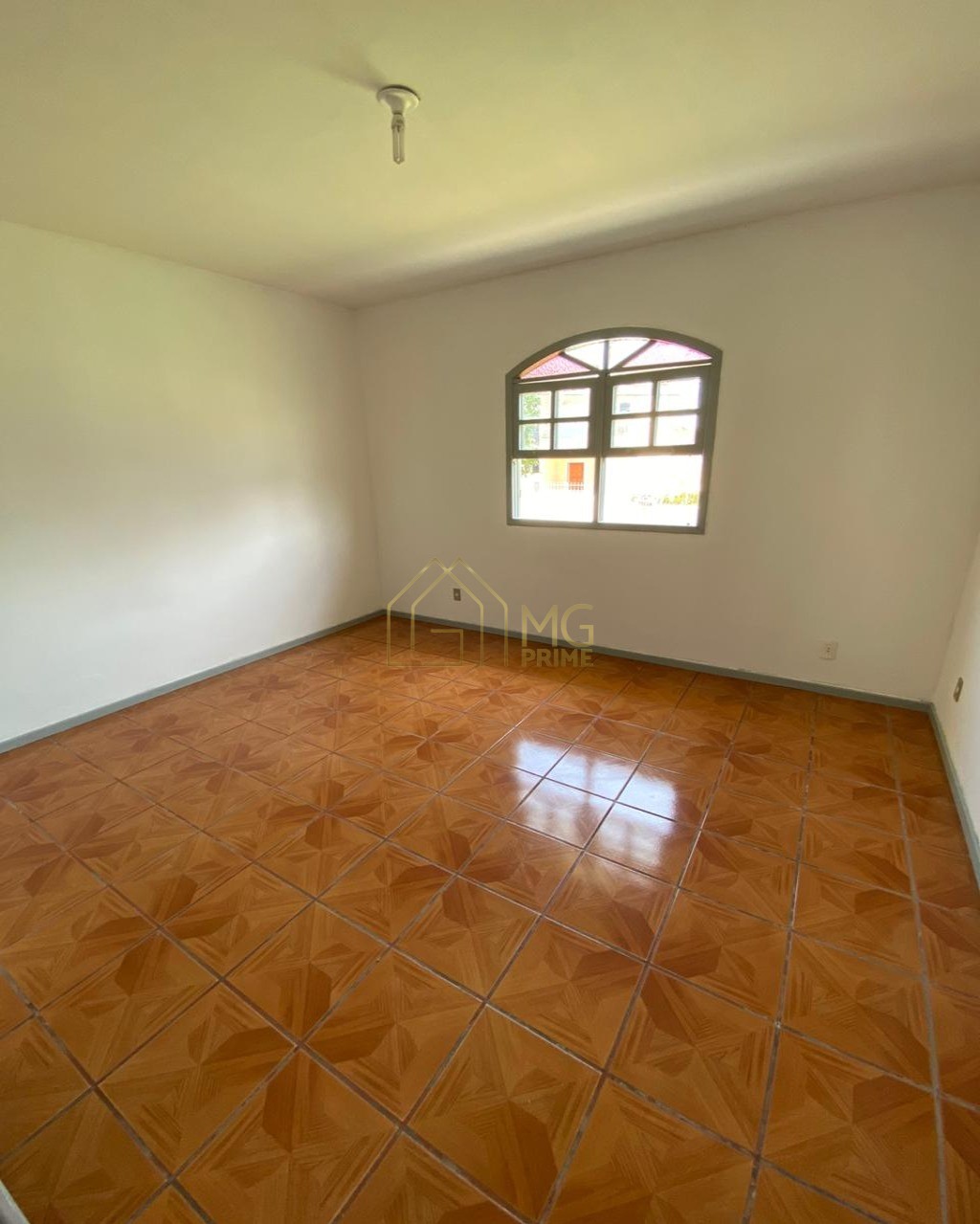 Casa à venda com 2 quartos, 180m² - Foto 6