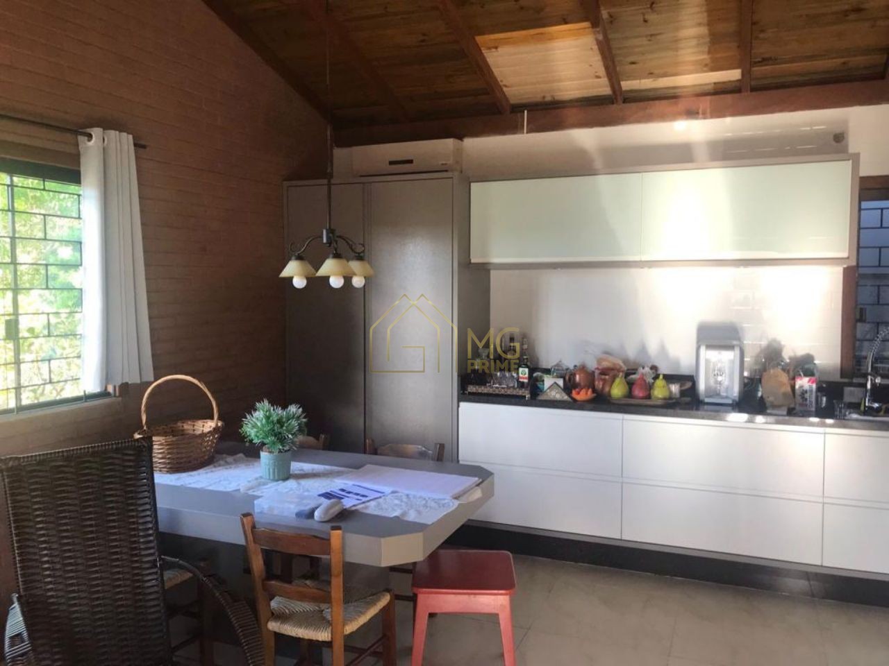 Casa à venda com 5 quartos, 288m² - Foto 8