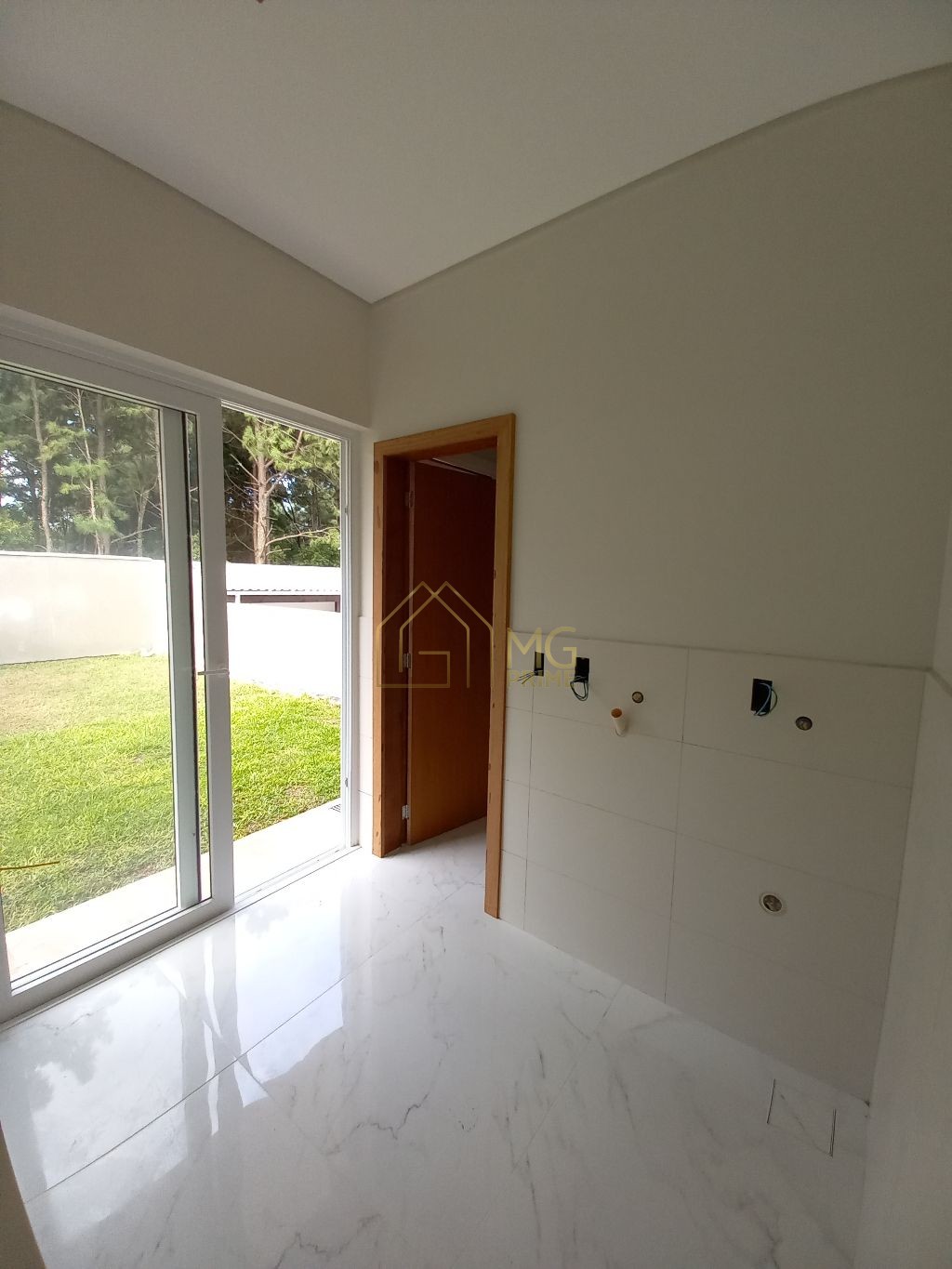 Casa à venda com 3 quartos, 190m² - Foto 9