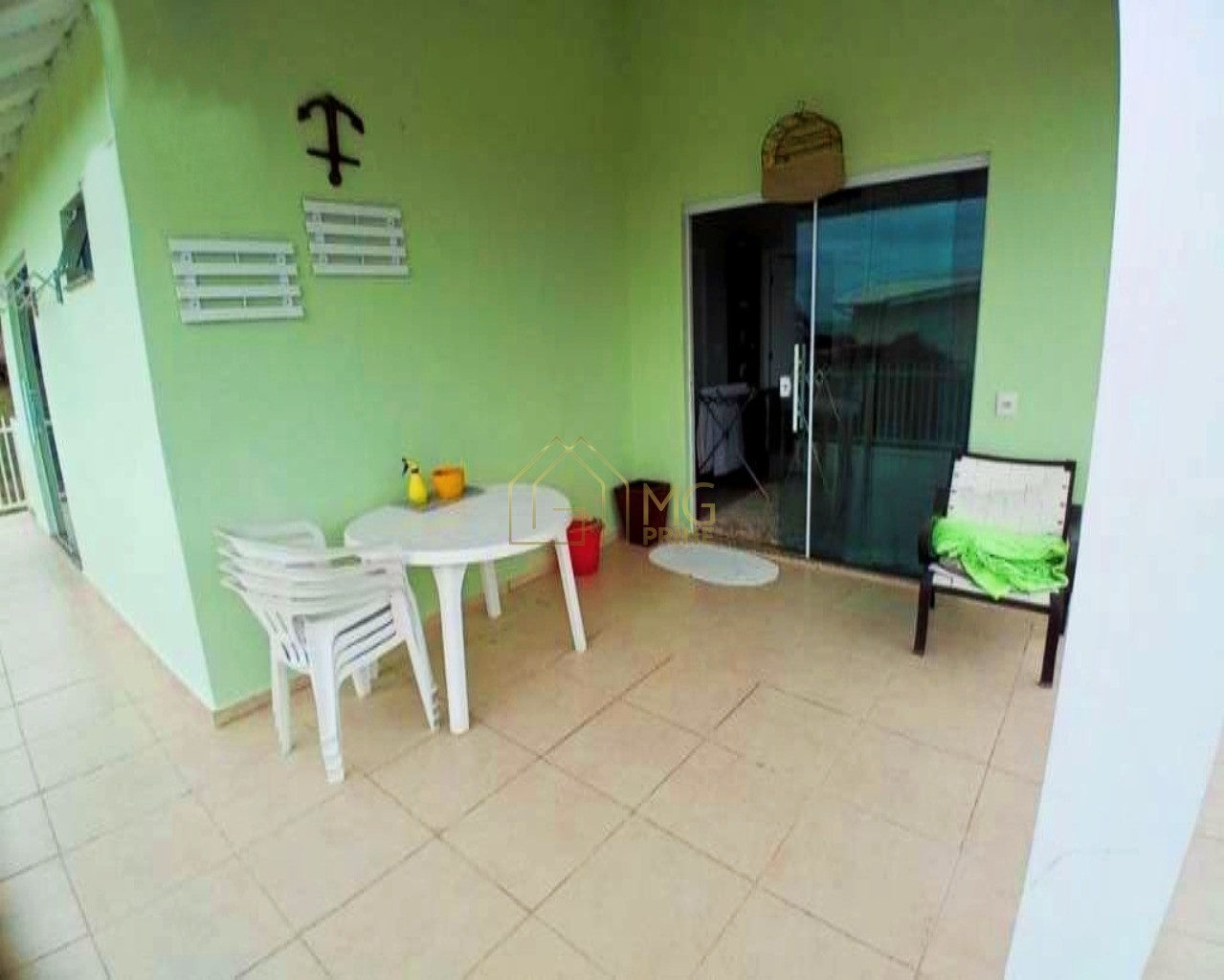 Casa à venda com 4 quartos, 200m² - Foto 11