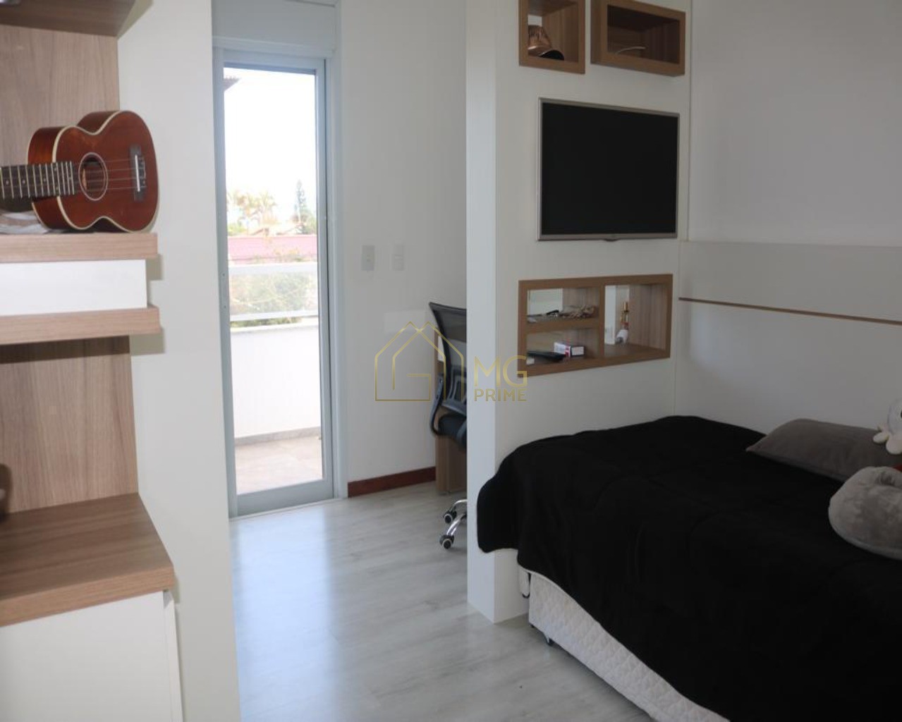 Casa à venda com 4 quartos, 302m² - Foto 17