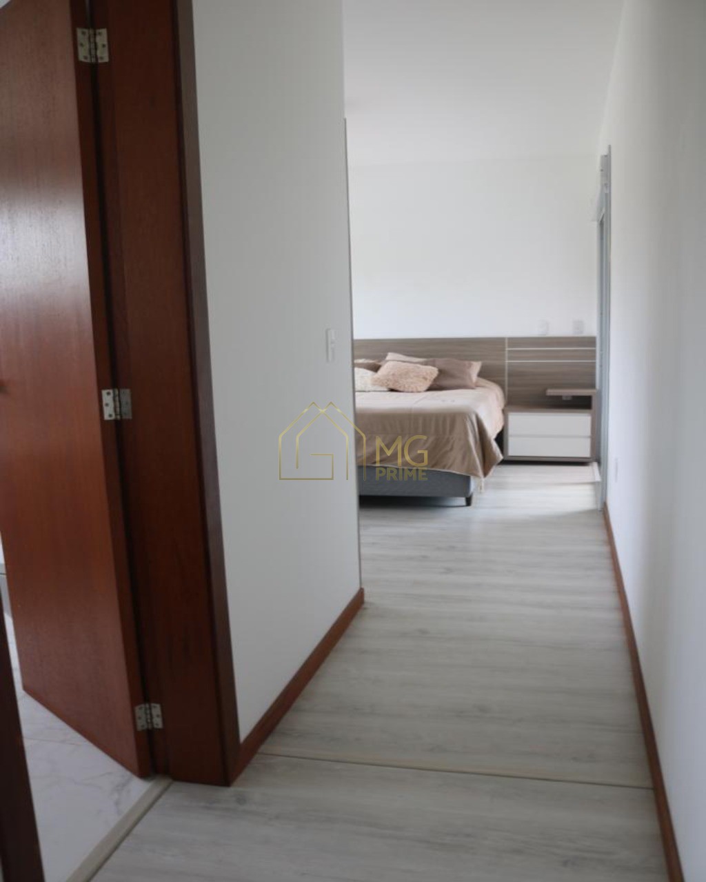 Casa à venda com 4 quartos, 302m² - Foto 18