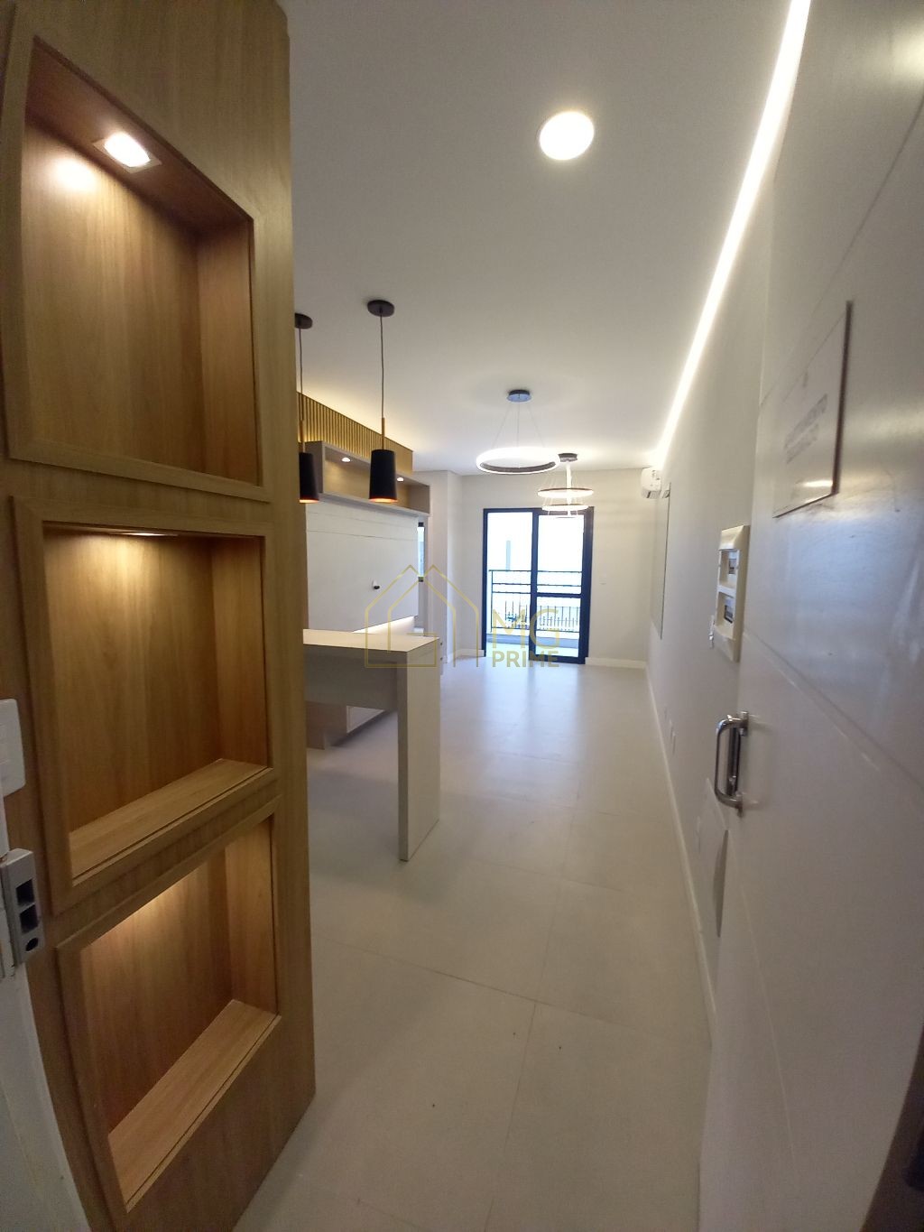 Apartamento à venda com 2 quartos, 67m² - Foto 6