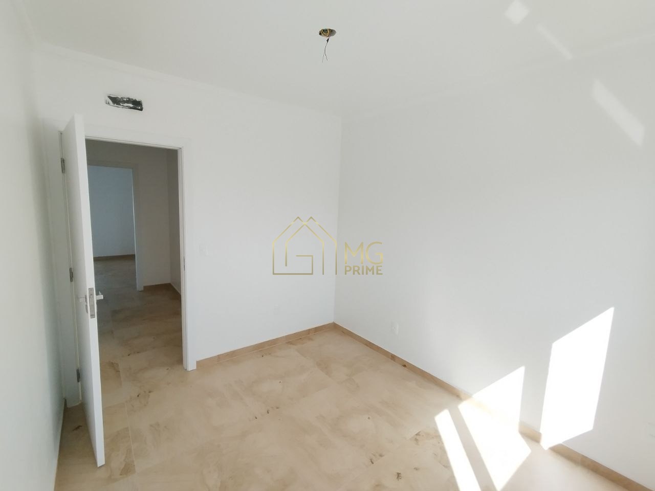 Casa à venda com 3 quartos, 150m² - Foto 11