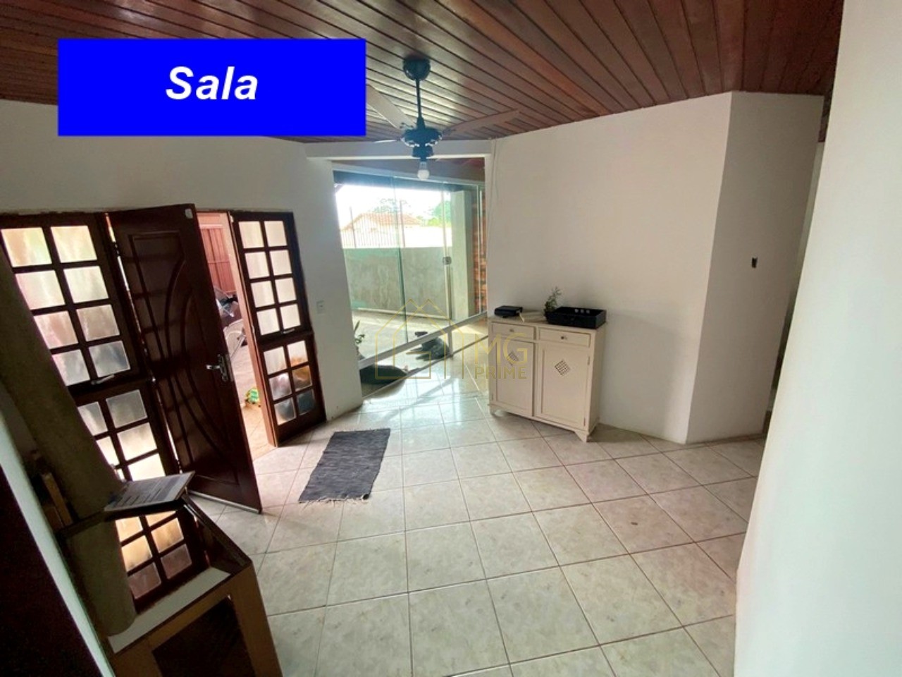 Casa à venda com 3 quartos, 265m² - Foto 2