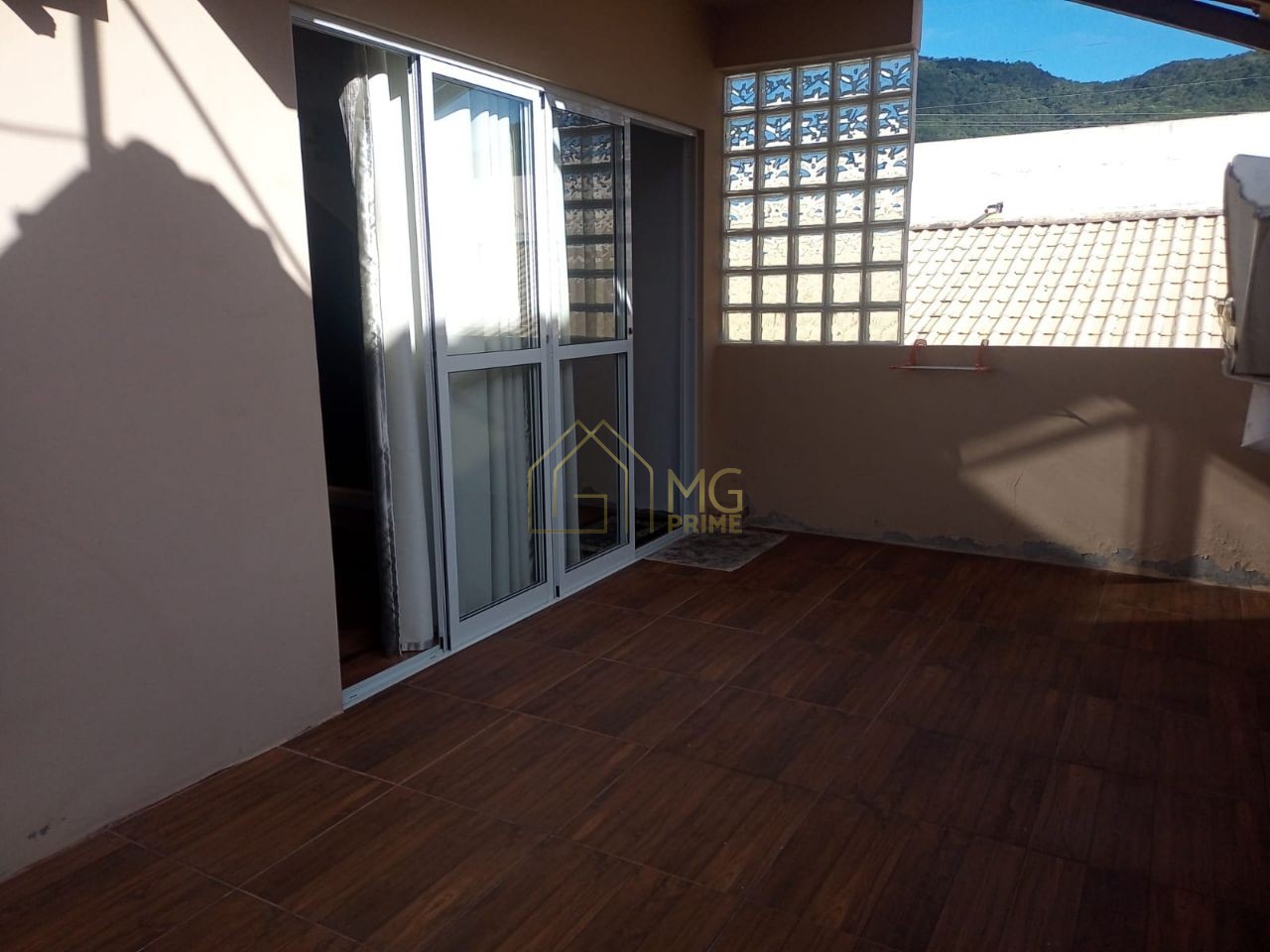 Casa à venda com 3 quartos, 50m² - Foto 25