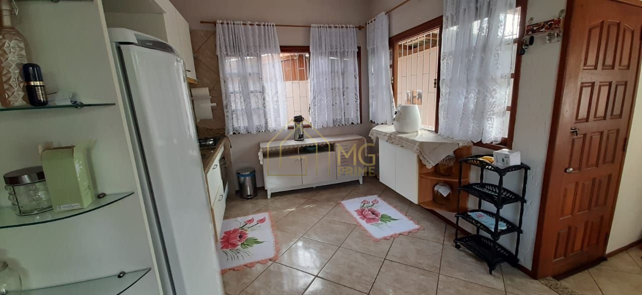 Casa à venda com 3 quartos, 180m² - Foto 11