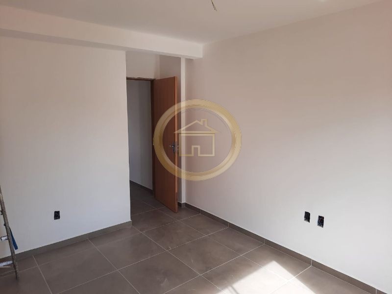 Casa à venda com 3 quartos, 111m² - Foto 18