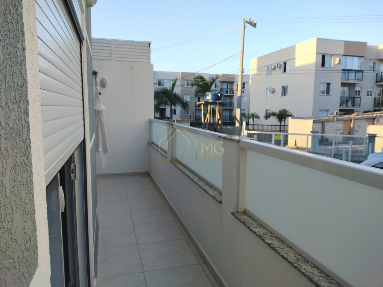 Apartamento à venda com 3 quartos, 90m² - Foto 2