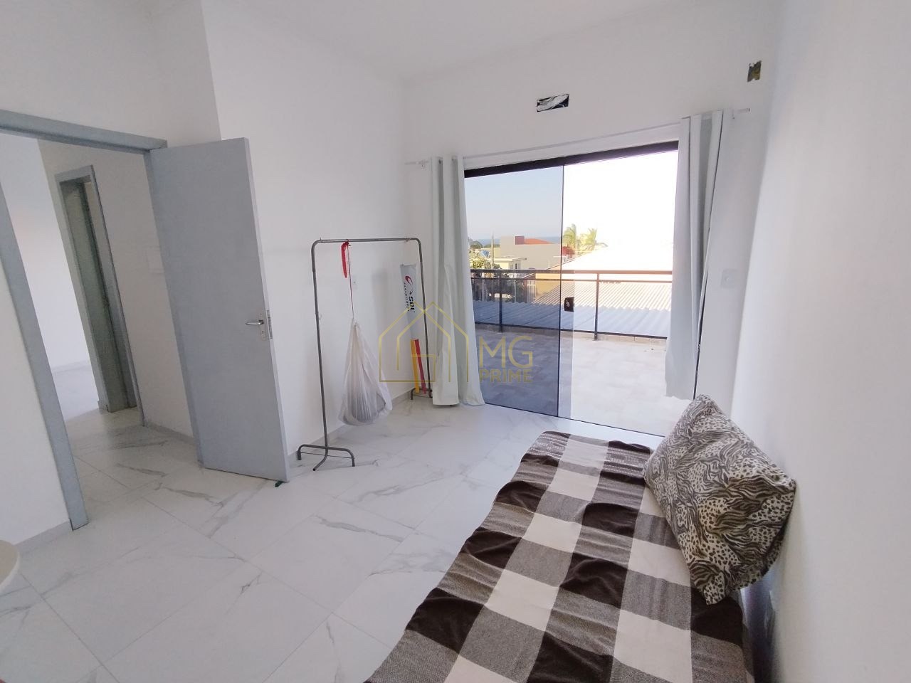 Casa à venda com 3 quartos, 270m² - Foto 16