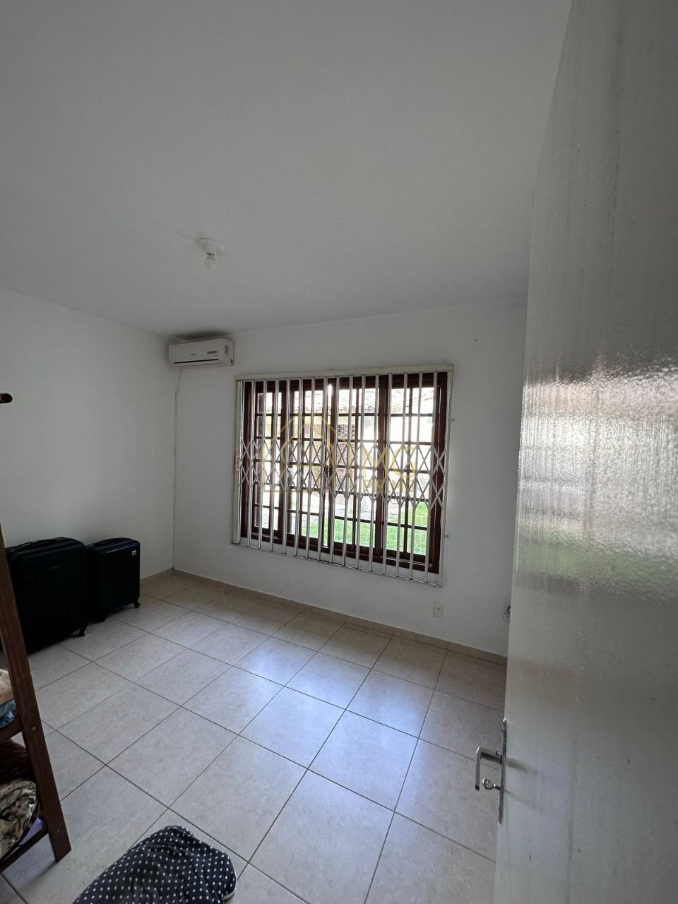 Casa à venda com 2 quartos, 100m² - Foto 13