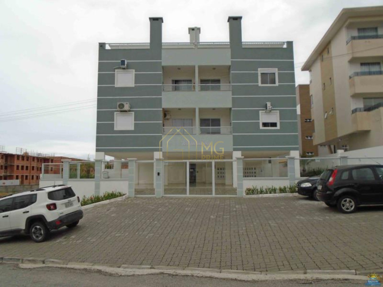 Apartamento à venda com 3 quartos, 90m² - Foto 1