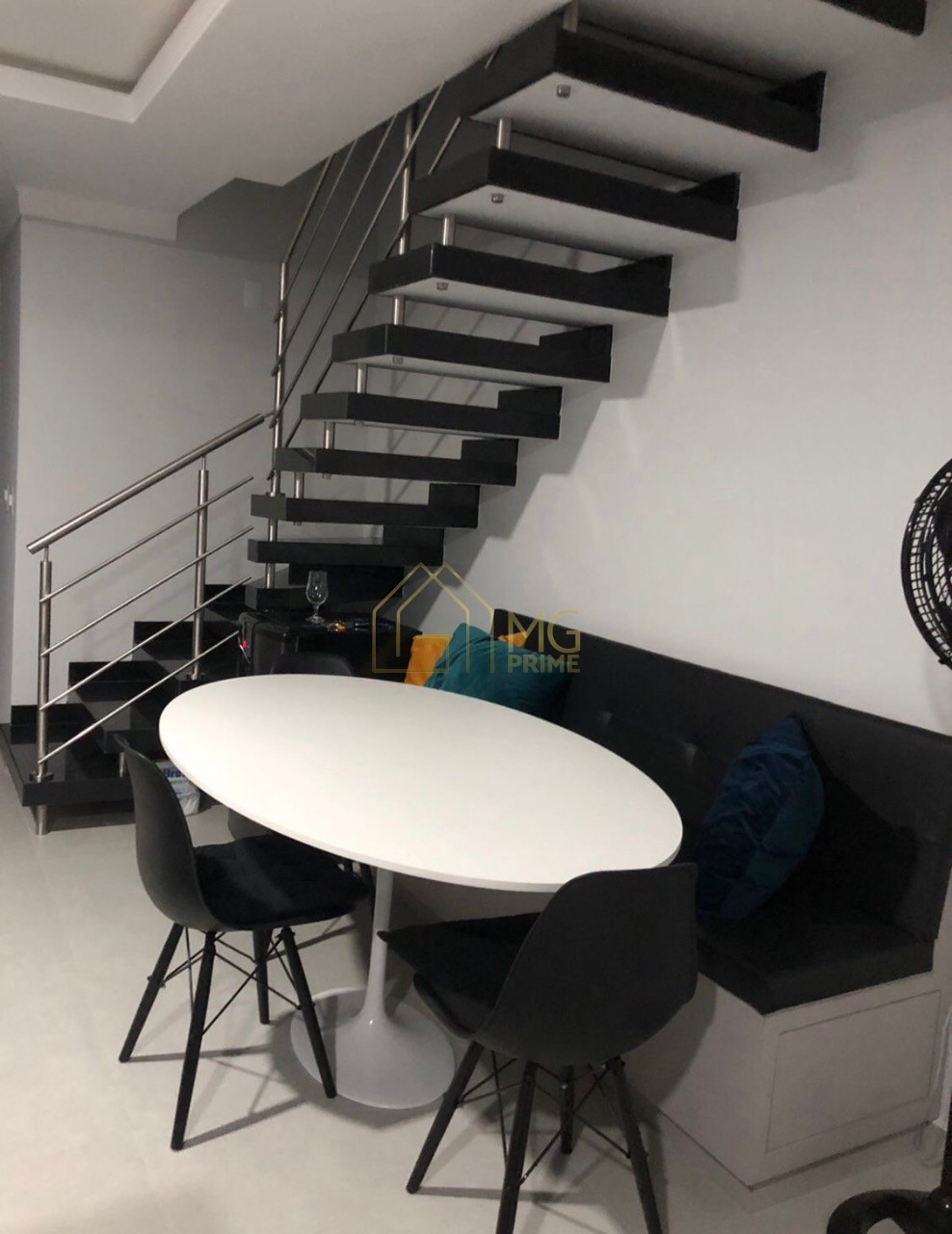 Apartamento à venda com 3 quartos, 140m² - Foto 8