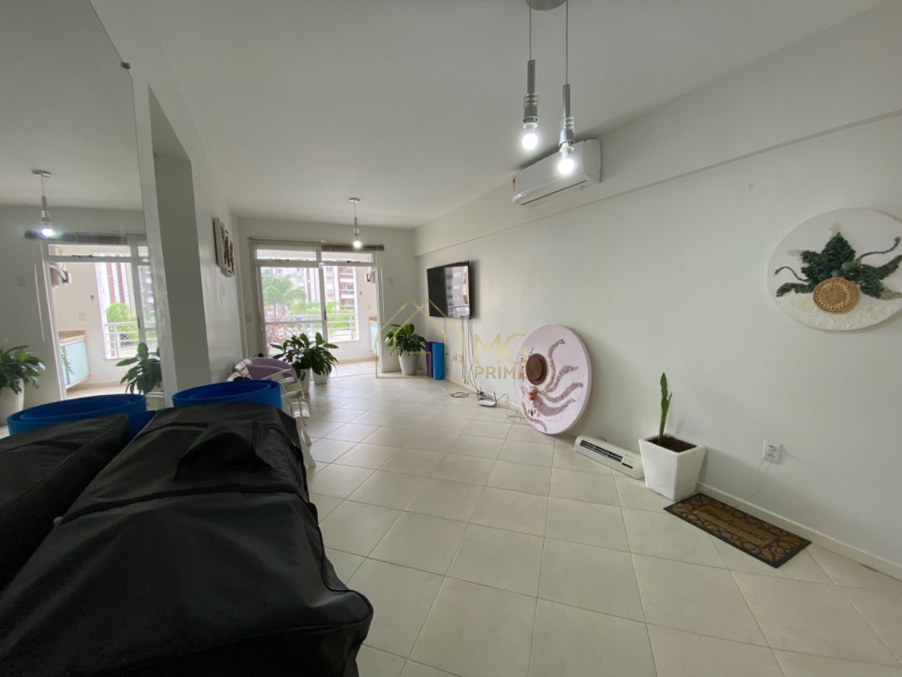 Apartamento à venda com 2 quartos, 71m² - Foto 11